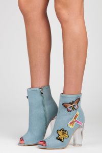 BOTKI OPEN TOE Z NASZYWKAMI