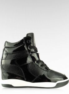 Sneakers Move Your feet BKA-84 Czarny