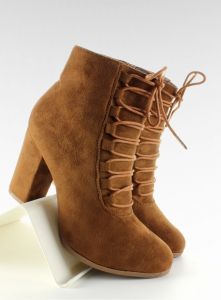 Botki zamszowe szeroki obcas NC16 Camel