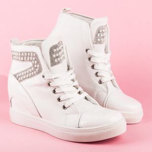 SNEAKERSY NA KOTURNIE