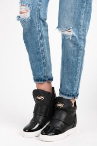 SNEAKERSY NA RZEP