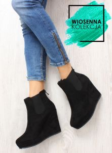 Botki na koturnie sztyblety 824 Black