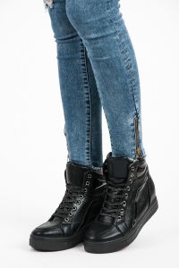 CZARNE SNEAKERSY