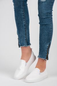 BIAŁE TRAMPKI SLIP ON