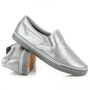 TRAMPKI SLIP ON