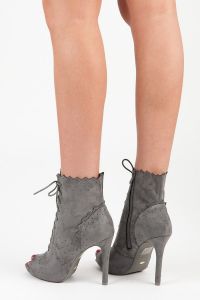WIĄZANE BOTKI OPEN TOE