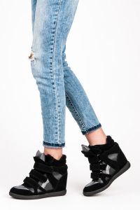 MODNE SNEAKERSY