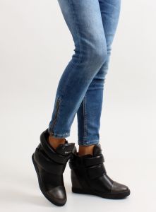 Wyjątkowe sneakers AIR BELTS X323   Black