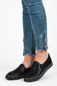 TRAMPKI SLIP ON