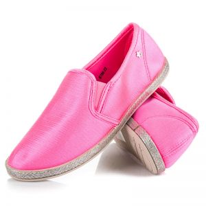 ESPADRYLE SLIP ON