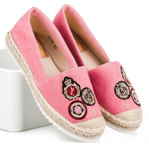 ESPADRYLE Z NASZYWKAMI