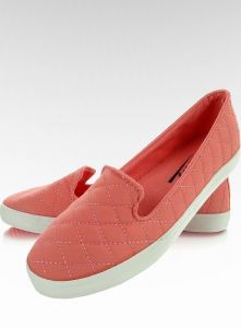 Slip-on pikowane 9907 MALINOWE