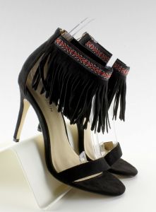 Sandałki z frędzlami etniczny wzór GD-16-5247 Black