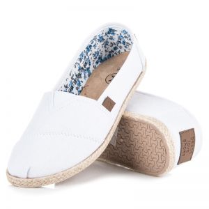 ESPADRYLE SLIP ON
