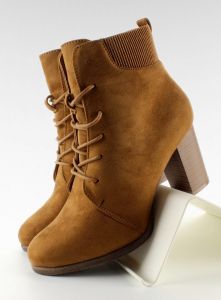 Borki zamszowe sznurowane C306 Camel