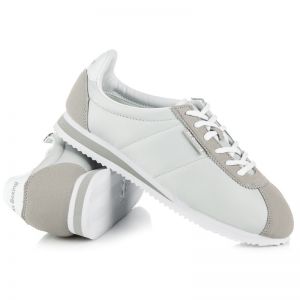WIĄZANE BUTY SPORTOWE