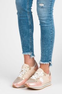 BUTY SPORTOWE NA CO DZIEŃ