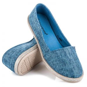 ESPADRYLE SLIP ON